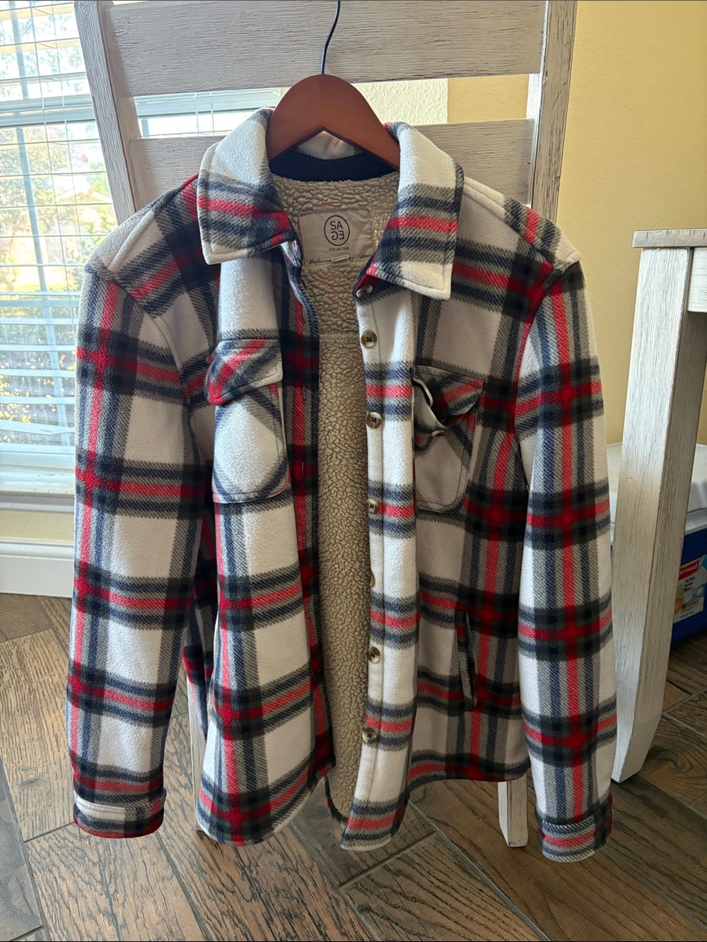 Sage collective shackles sz Medium